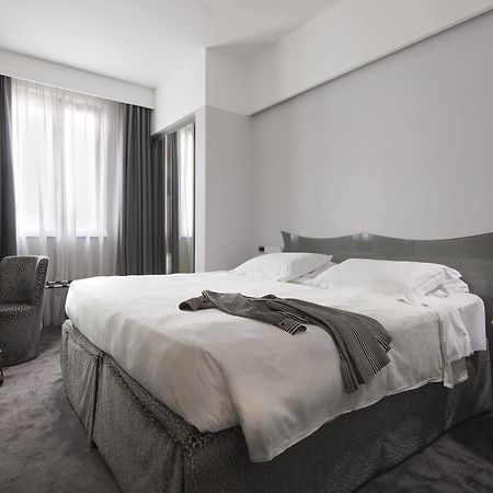 Hotel Berna Milan Bagian luar foto