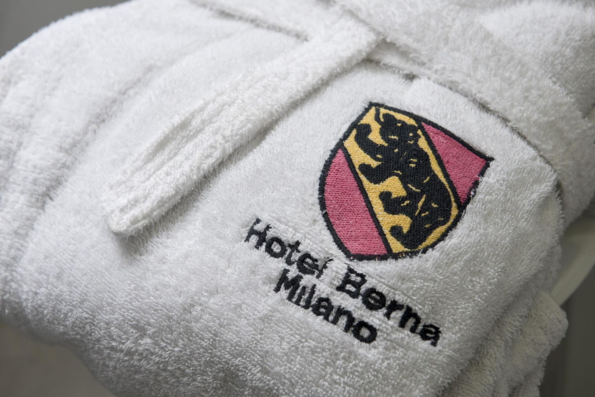 Hotel Berna Milan Bagian luar foto
