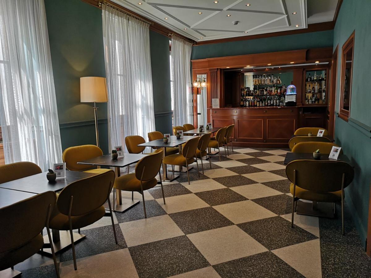 Hotel Berna Milan Bagian luar foto