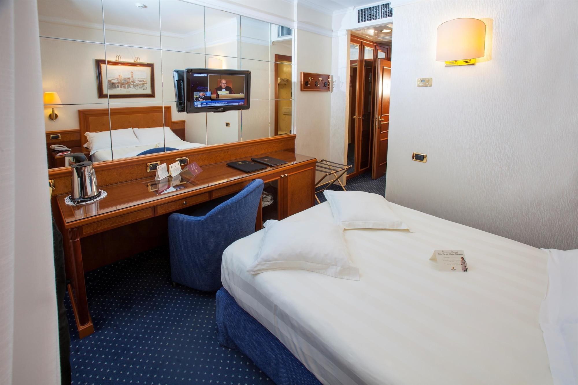 Hotel Berna Milan Bagian luar foto