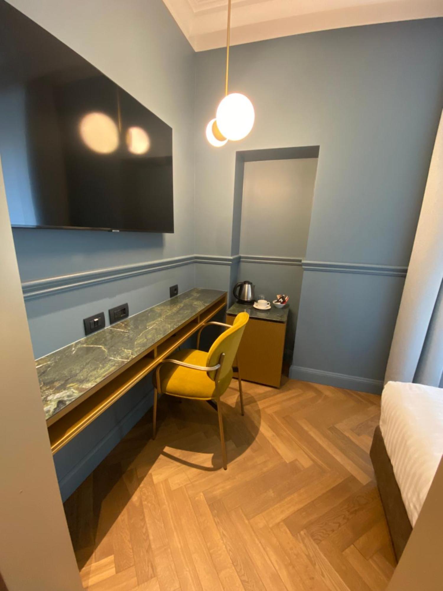 Hotel Berna Milan Bagian luar foto