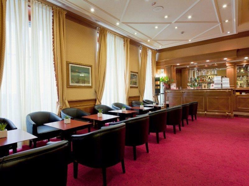 Hotel Berna Milan Bagian luar foto