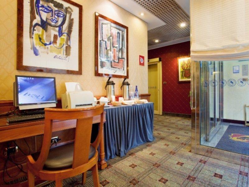 Hotel Berna Milan Bagian luar foto