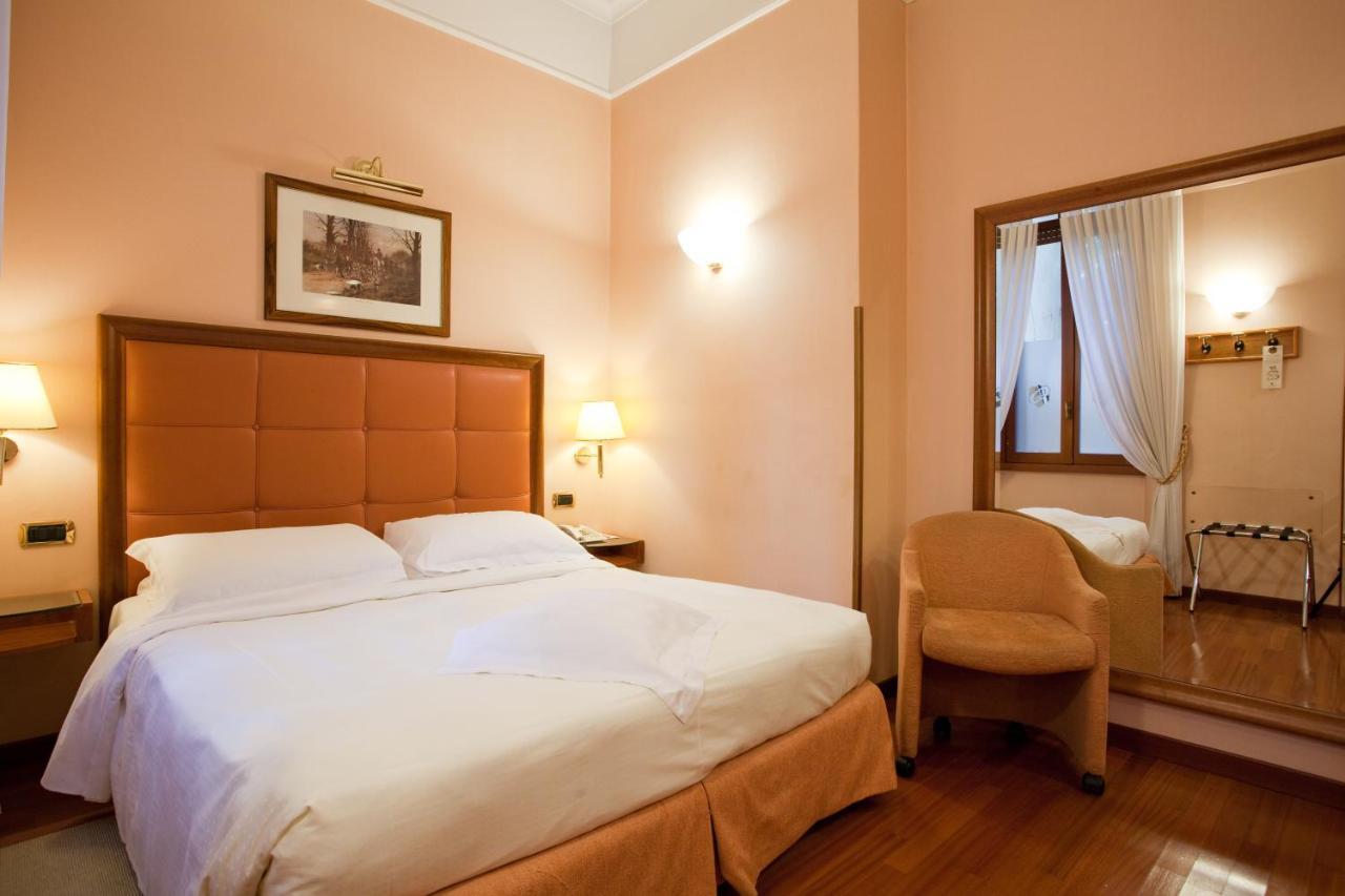 Hotel Berna Milan Ruang foto